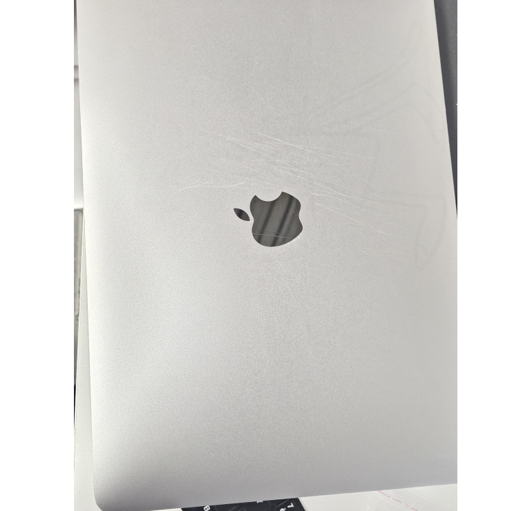 MacBook Pro 13" A1989 2019 – i7 – 16Go RAM – 1To SSD – Mac reconditionné pas cher